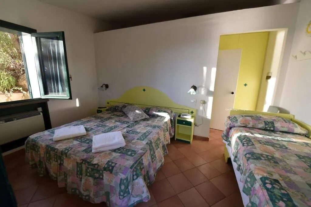 Hotel Club Torre Capovento-1